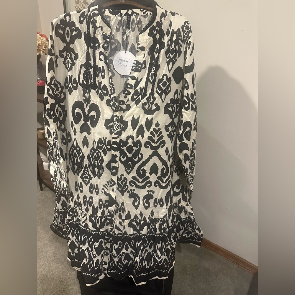 NWT Black and White Patterned Women's Dress
